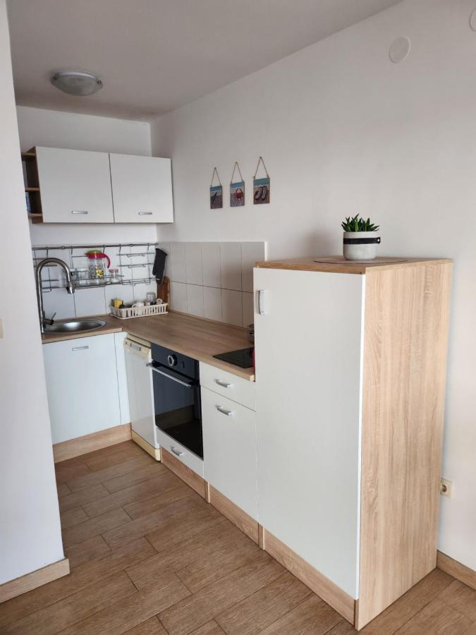 Ferienwohnung Lucija Karlobag Exterior foto